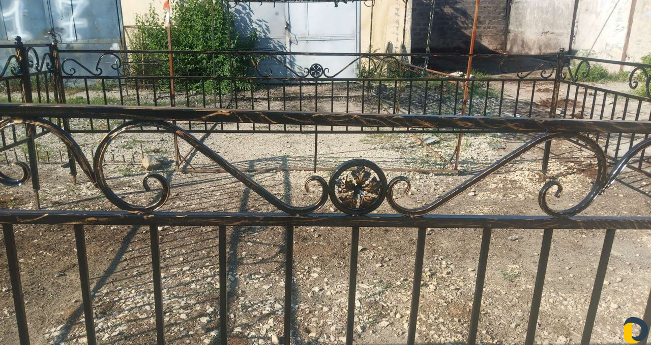 Оградки столы лавки