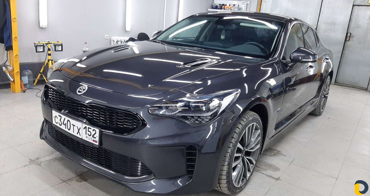 Оклейка автомобиля антигравийной пленкой