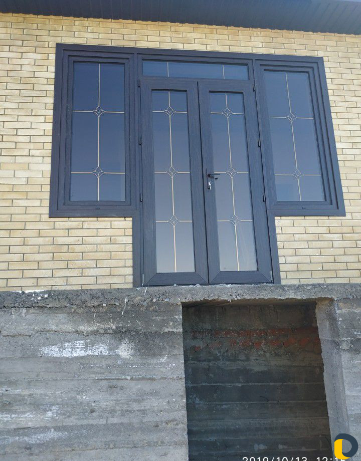 Окна двери витражи