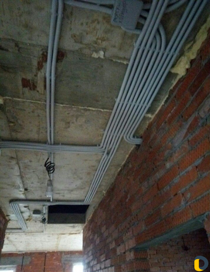 Опытный электрик