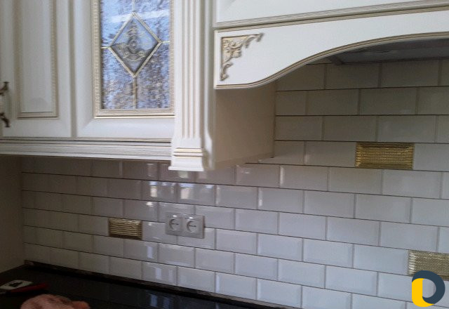 Опытный мастер - штукатурка, кафель