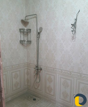 Опытный штукатурщик