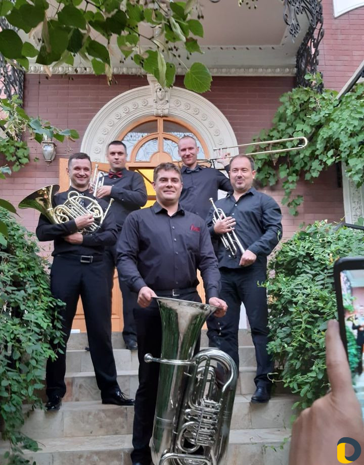 Оркестр Live Magic Brass