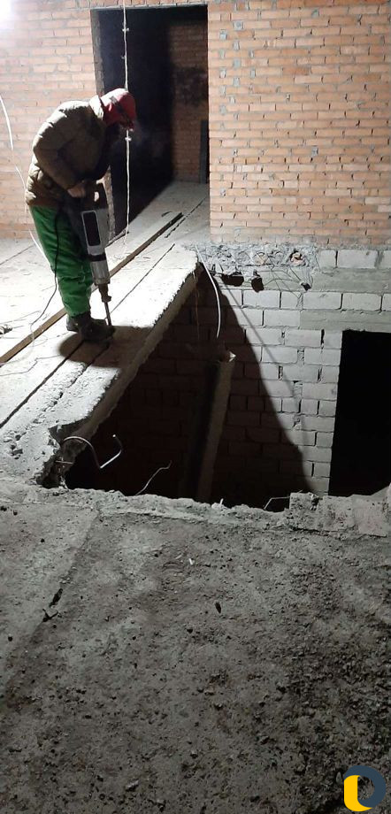 Отбойный молоток Отбойник ломаем бетон