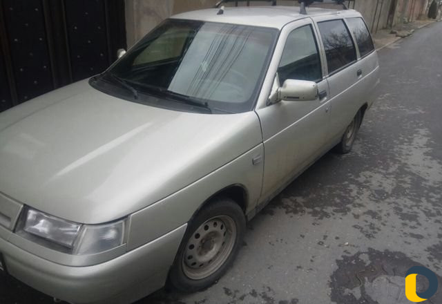 Отдам ваз 2111,2005 г.с выкупом на год 15000