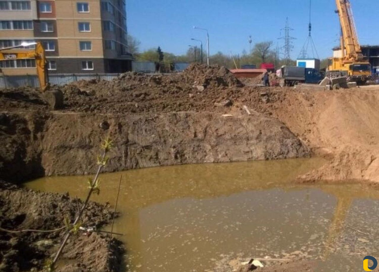 Откачка септика 15-10 м3 Ассенизаторские услуги