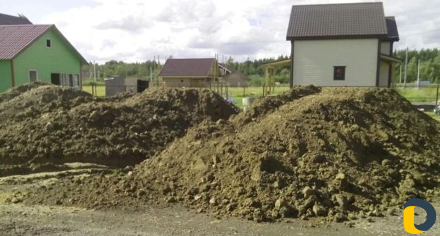 Отсыпать участок грунт