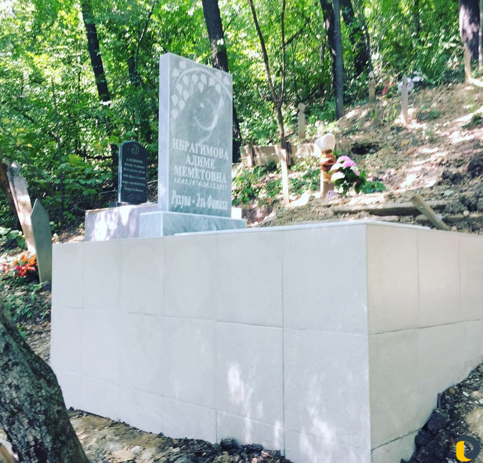 Памятники из гранита И мрамора