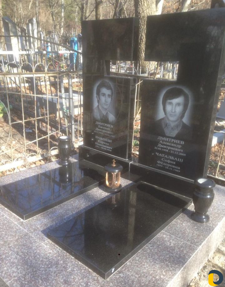 Памятники, Лавочки, столы, вазы
