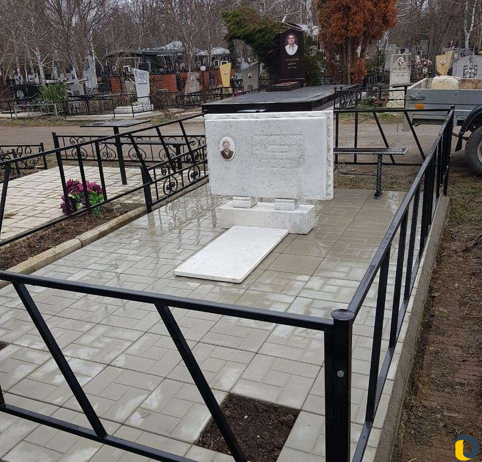 Памятники плитка бетон установка