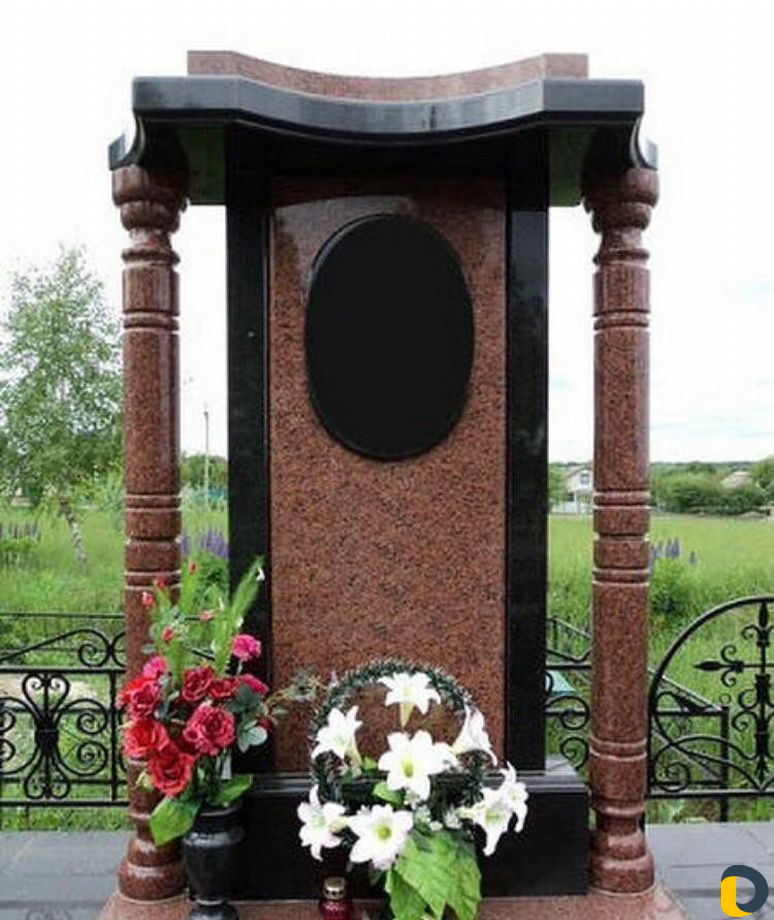 Памятники