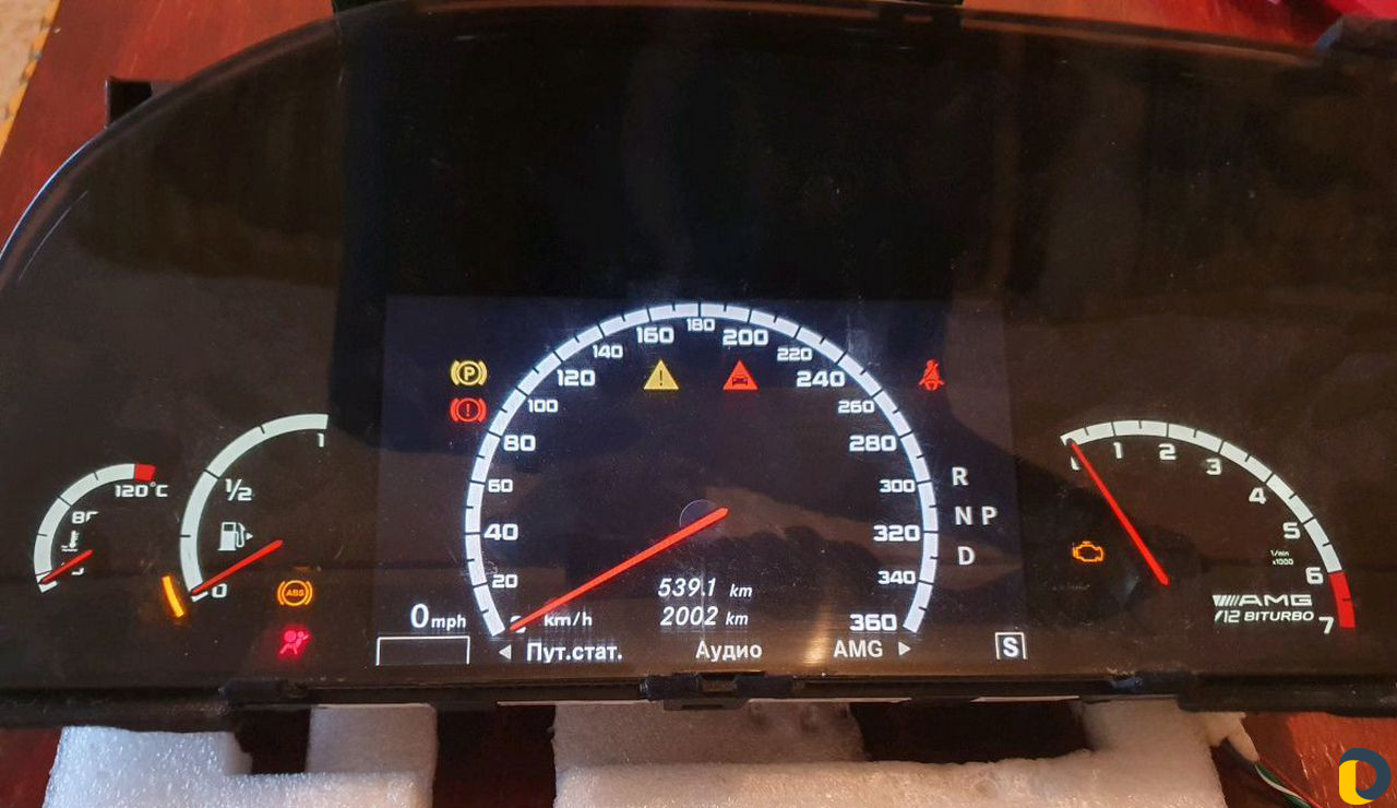 Панель /щиток/ приборов на Мерседес W221,204,212