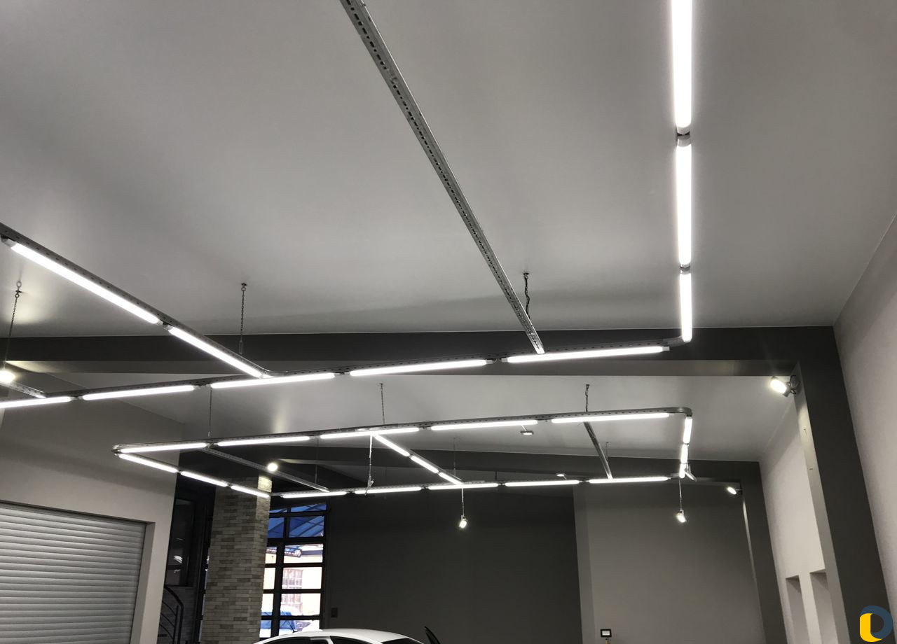 Парящие натяжные потолки,гардина пк-5,подсветки