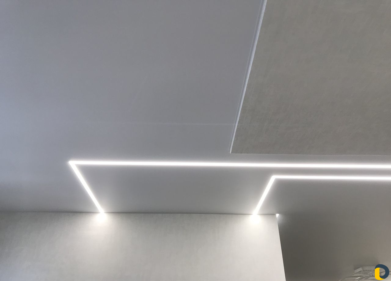 Парящие натяжные потолки,гардина пк-5,подсветки