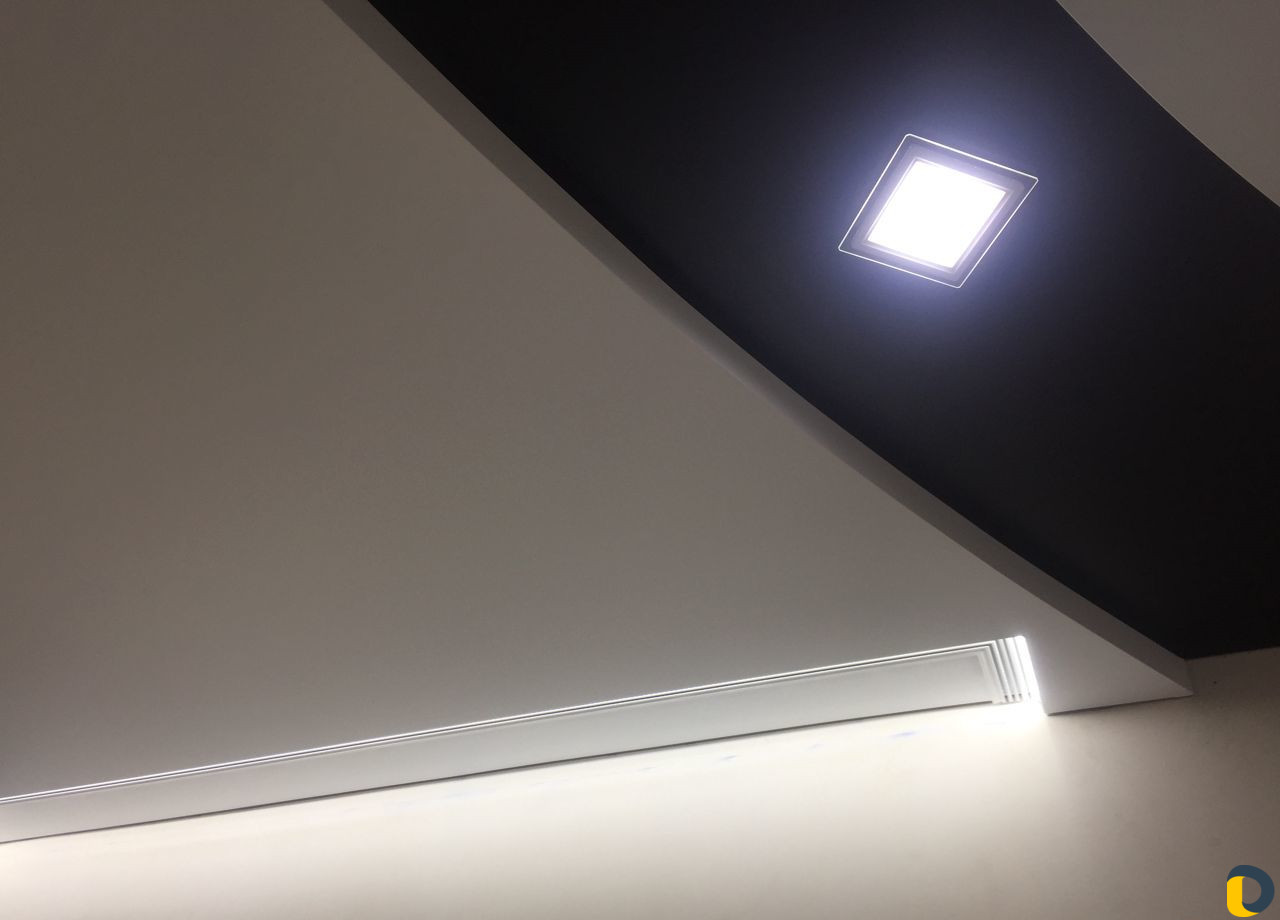 Парящие натяжные потолки и световые линии