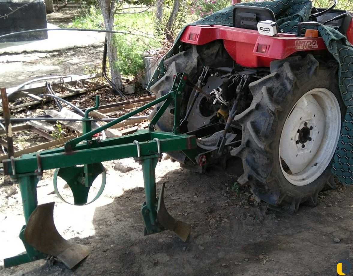 Пашим огороды,мини трактор и кошу траву роторной к