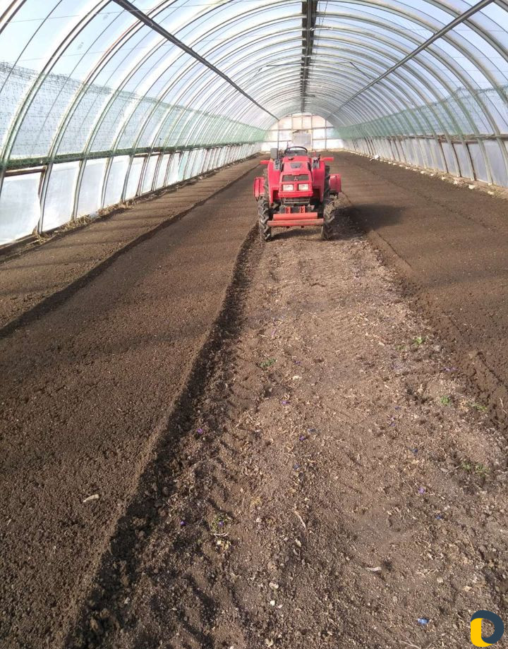 Пашим огороды,мини трактор и кошу траву роторной к