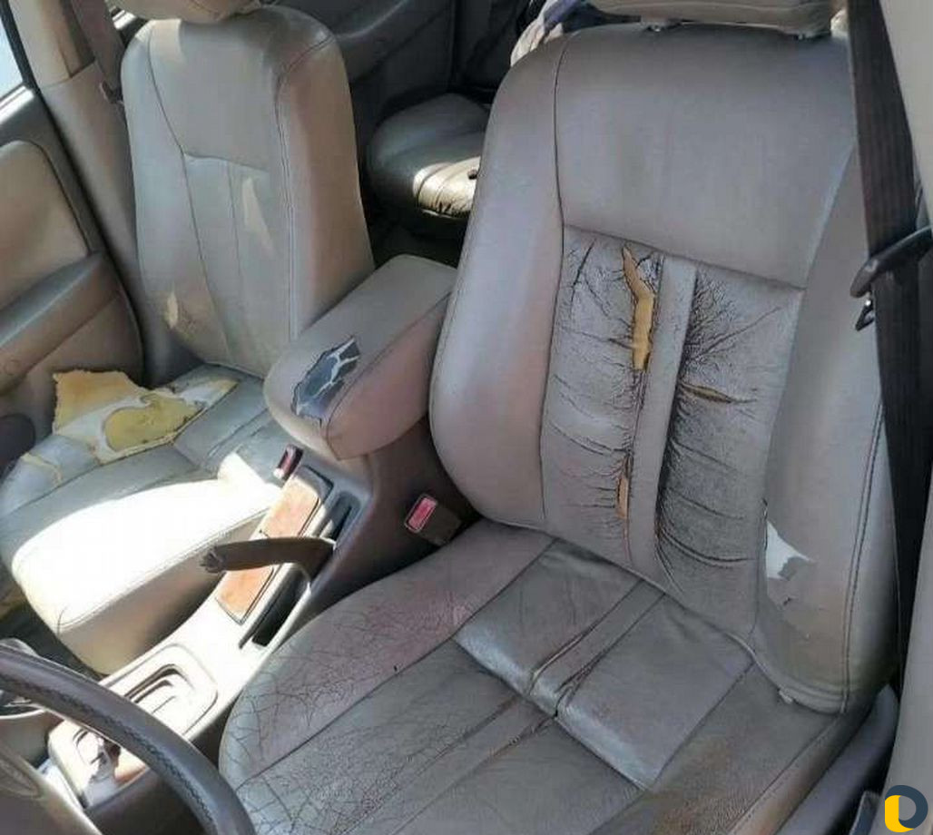 Перетяжка автокресел