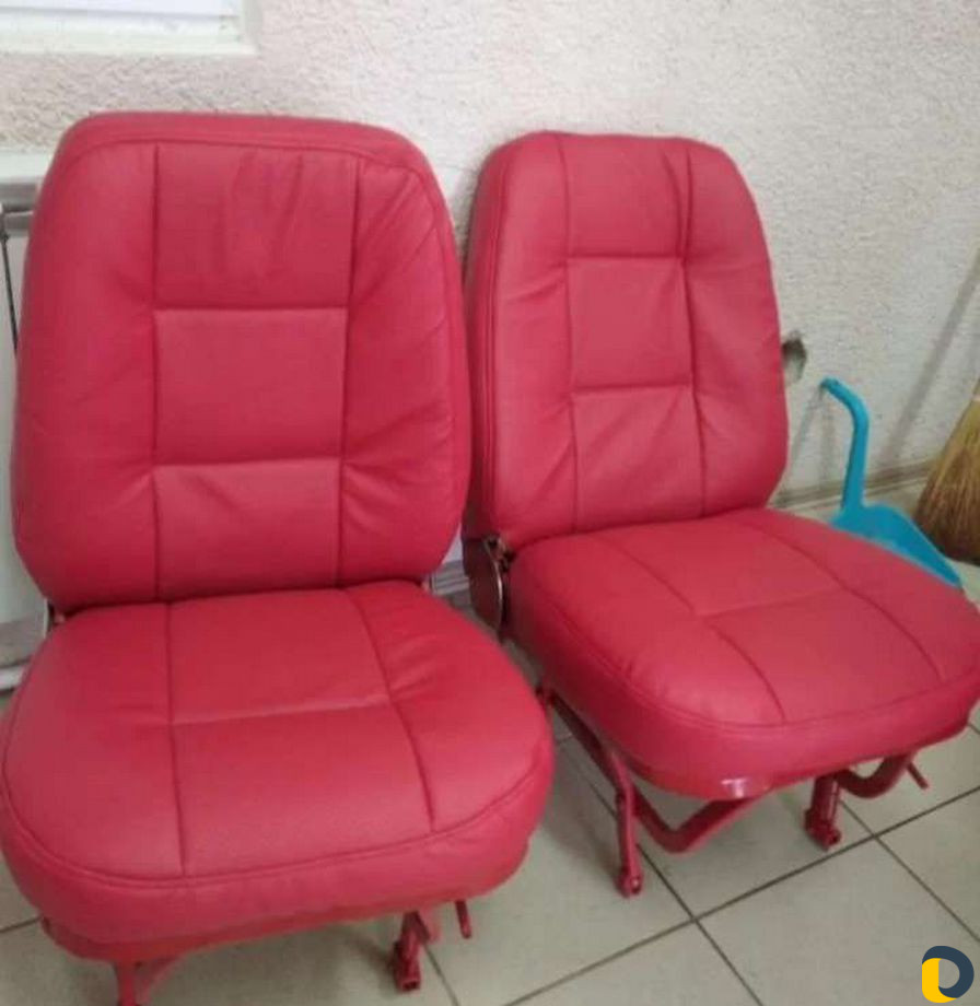 Перетяжка автокресел