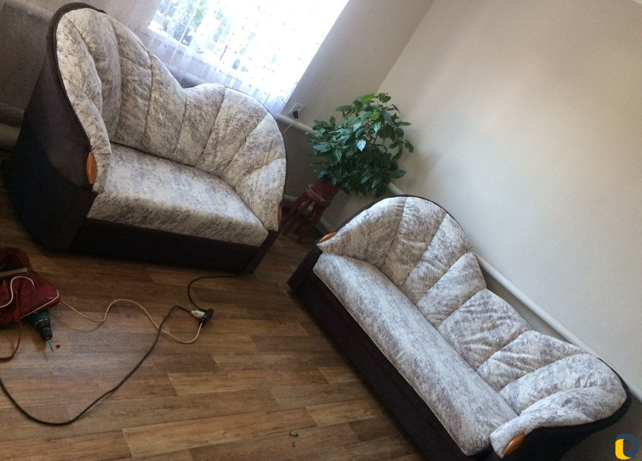 Перетяжка и ремонт мягкой мебели