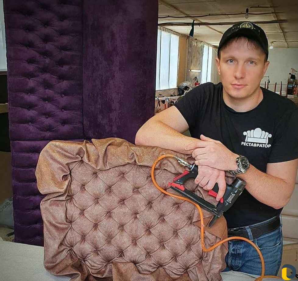 Перетяжка и ремонт мягкой мебели. WhatsApp 24 часа