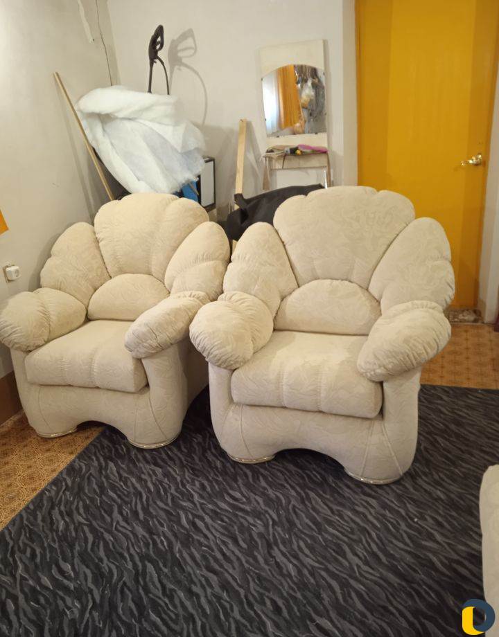 Перетяжка мягкой мебели