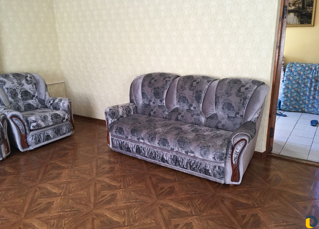 Перетяжка мягкой мебели