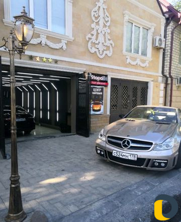Перетяжка руля-салона автомобиля тонировка