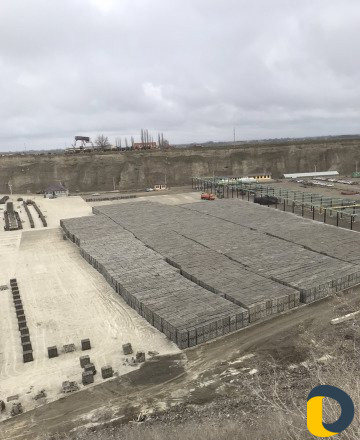 Перевозка грузов шлакоблоков яма