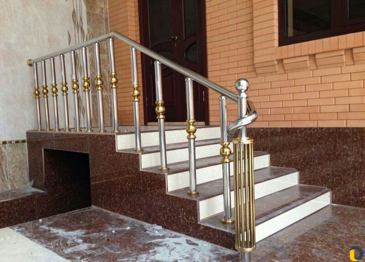 Перила и козырьки из нержавейки