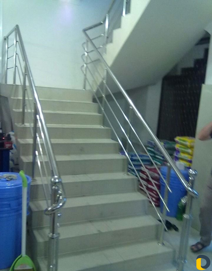 Перила и козырьки из нержавейки