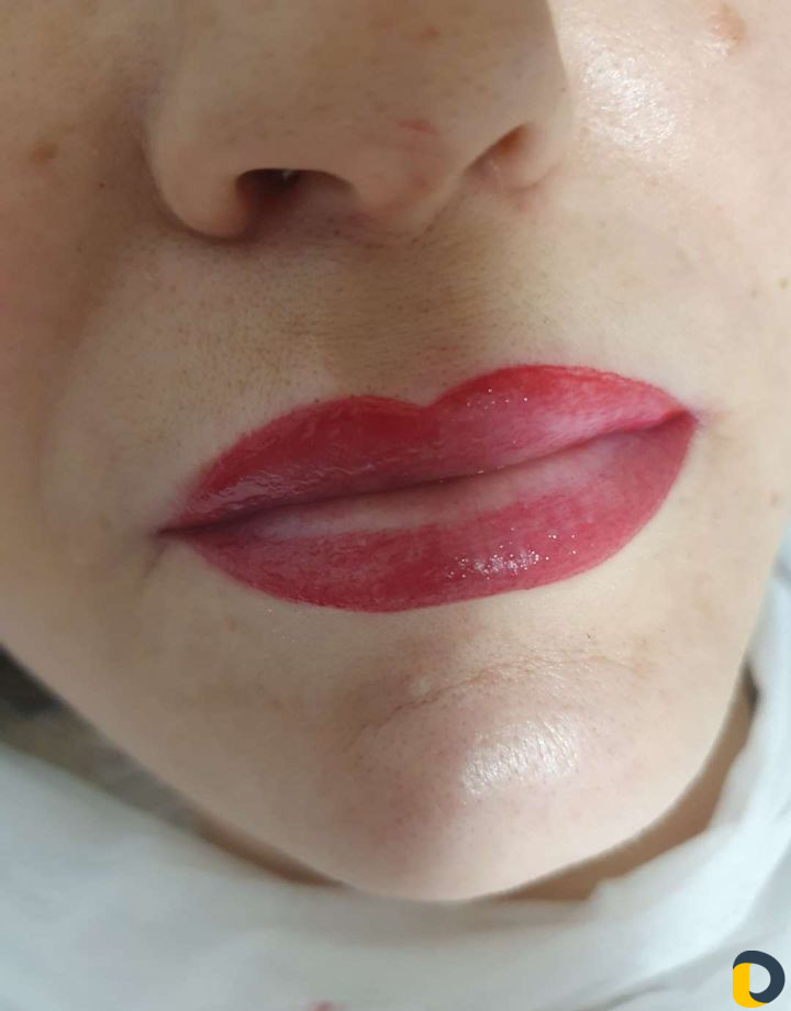 Перманентный макияж (татуаж) глаз бровей губ