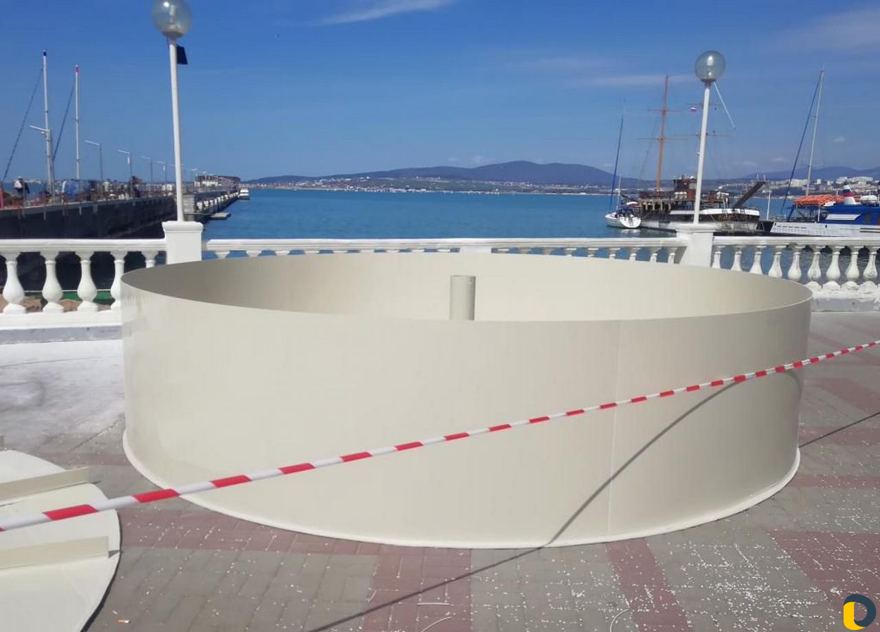 Пластиковые емкости и баки для воды на заказ