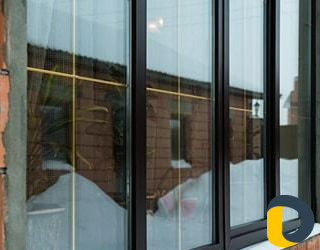 Пластиковые окна двери москитная сетка в подарок