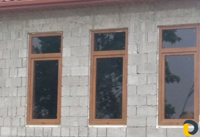 Пластиковые окна двери