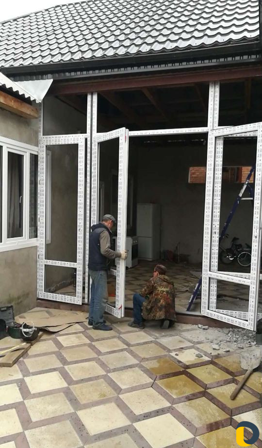 Пластиковые окна двери витражи