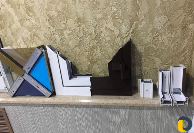 Пластиковые окна и двери от фирмы "Мир Окон"