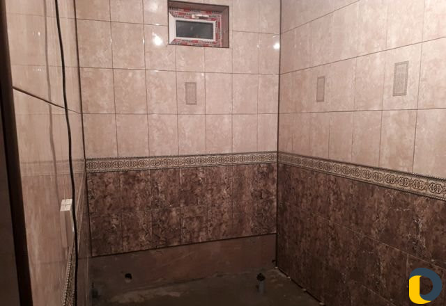 Плиточник Укладчик кафельной плитки