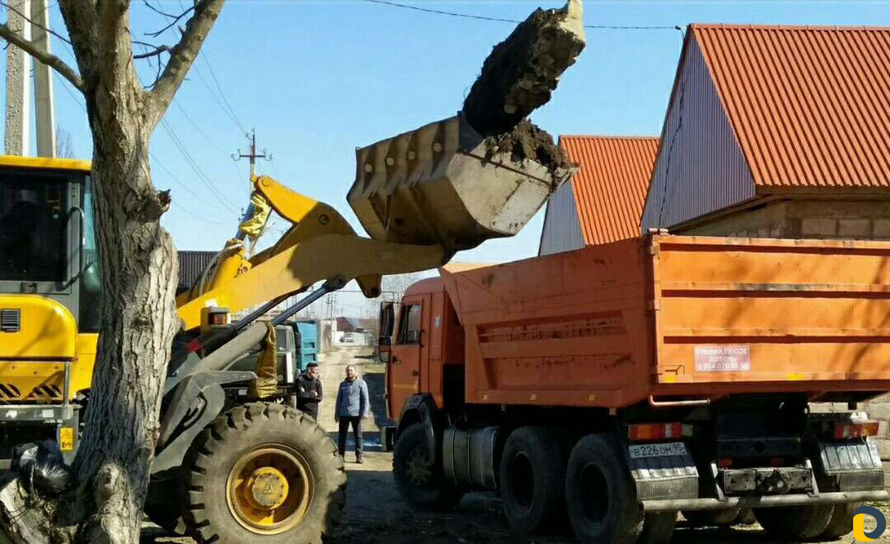 Погрузчик Кун трактор