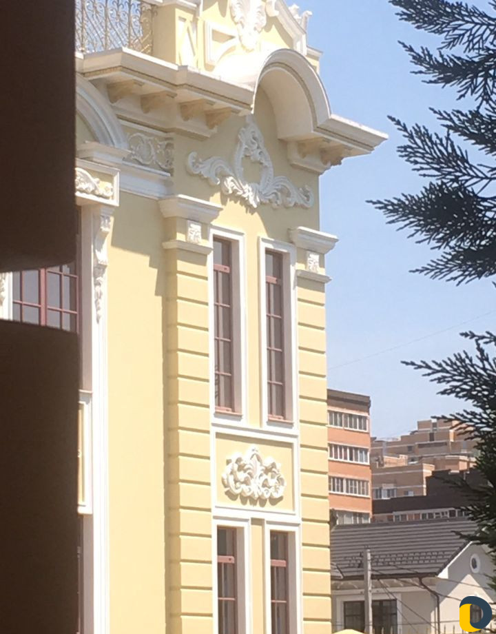 Покраска.Безвоздушная потолков стен полов фасадов