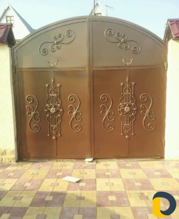 Покраска ворот с выездом на дом