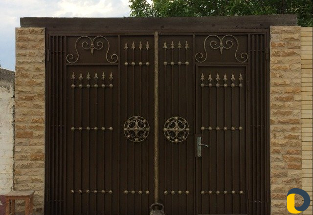 Покраска ворот с выездом на дом