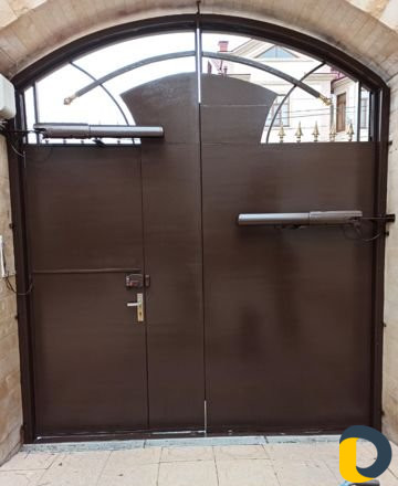 Покраска ворот