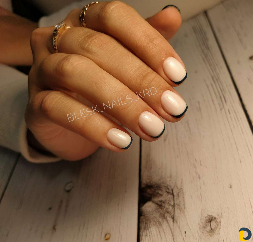 Покрытие гель-лаком/маникюр