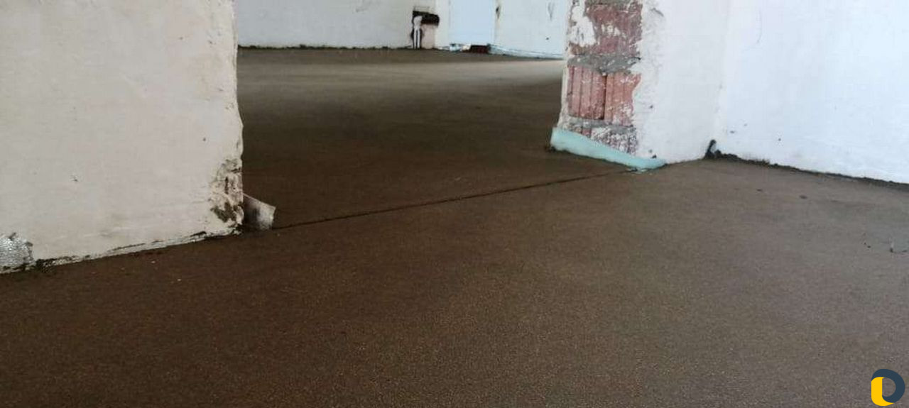 Полусухая стяжка пола за один день