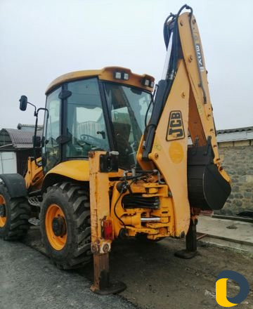 Предлогаю услуги JCB 3cx super