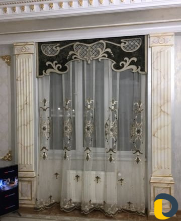 Прибиваем карнизы