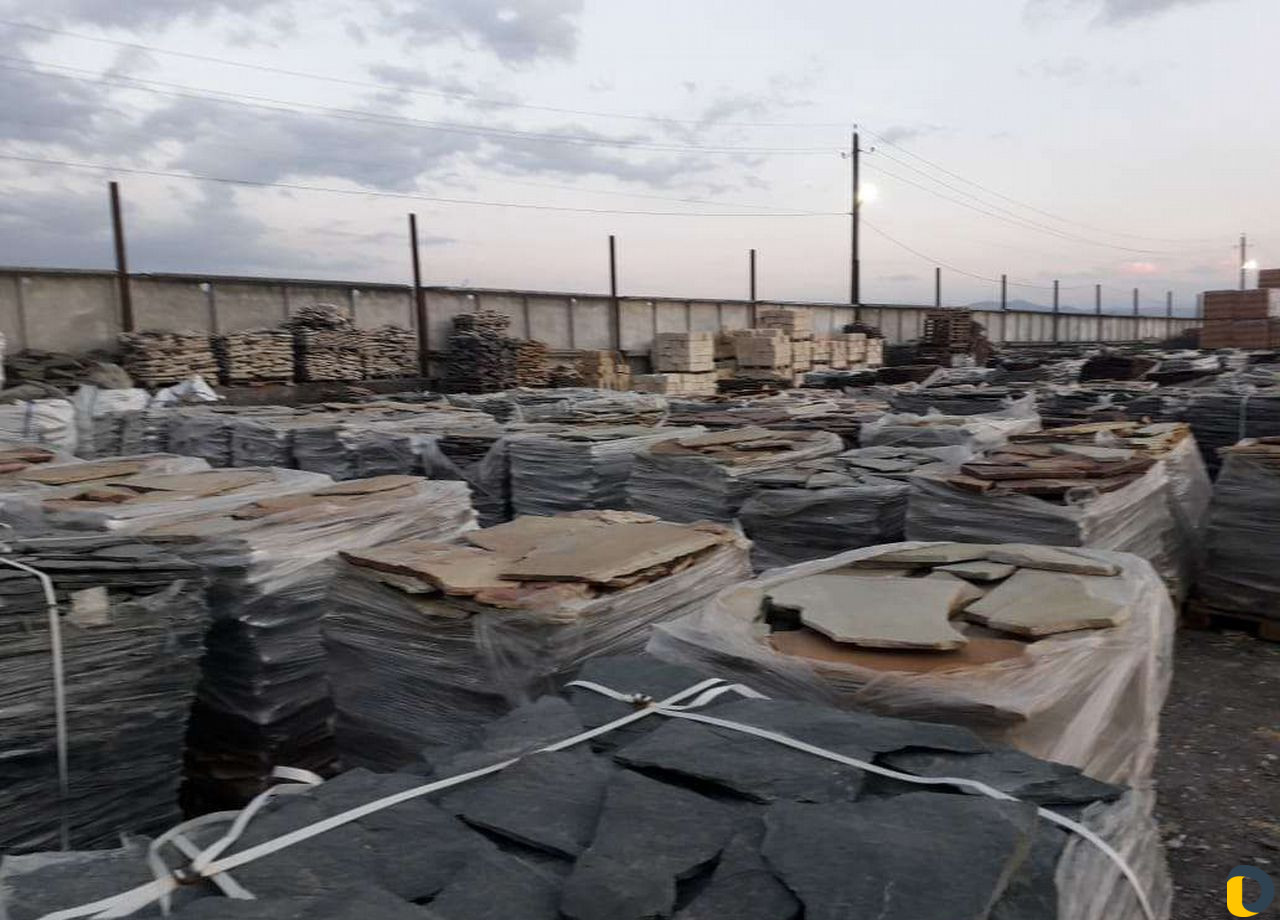 Природный камень