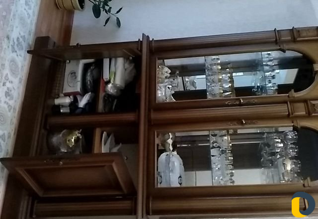 Продать мебель