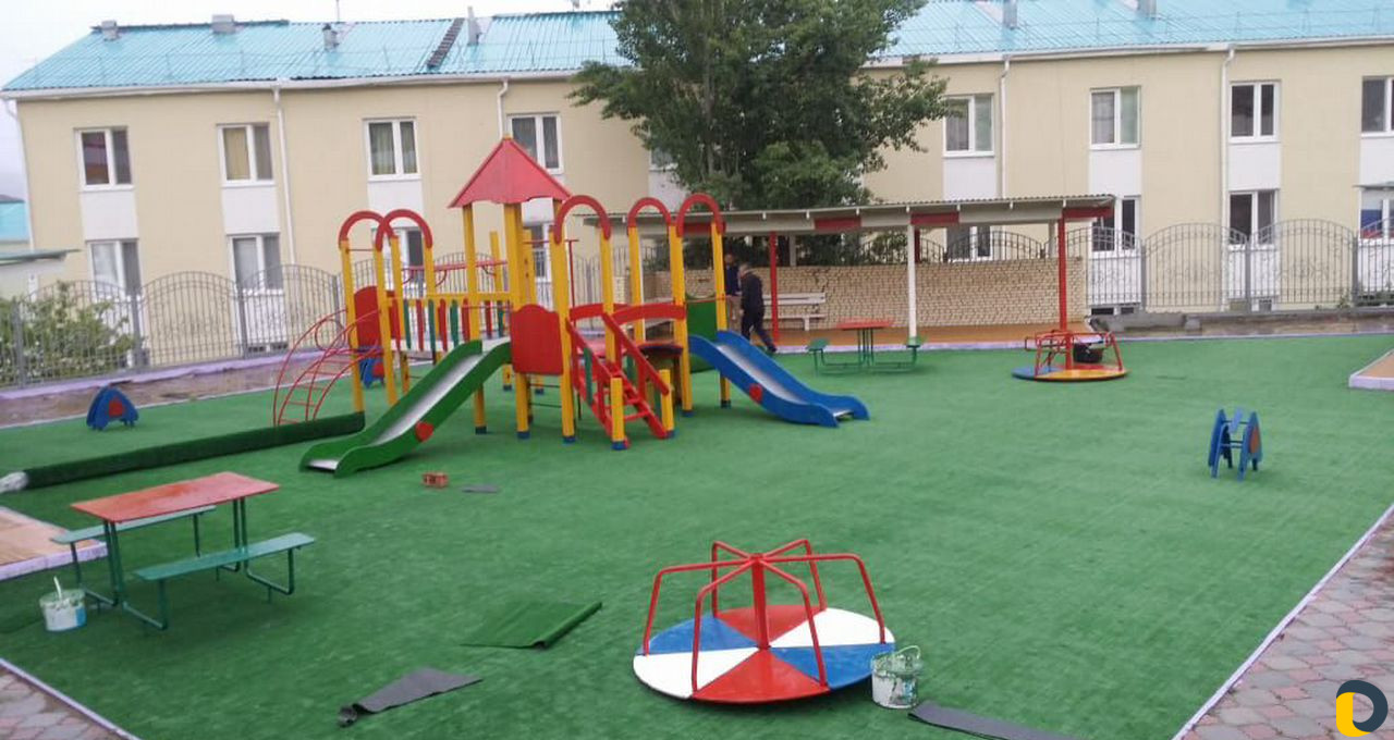 Продажа и укладка искусственной травы